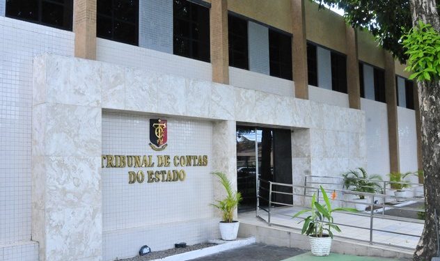 TCE faz alerta sobre irregularidades na contratação de servidores de 17 Câmaras Municipais da PB