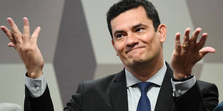 Não deu! União Brasil lança Bivar para presidente e Moro terá que se contentar com a Câmara Federal