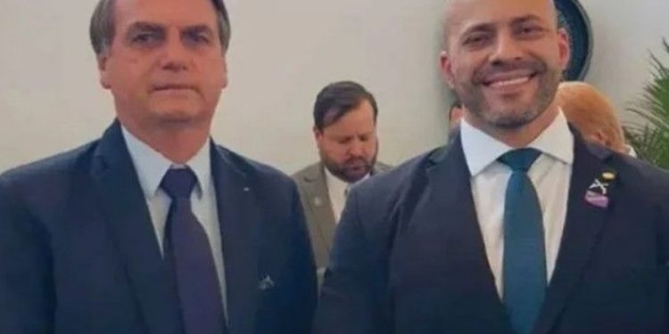 Bolsonaro bate de frente com STF e concede perdão presidencial a Daniel Silveira