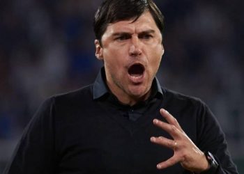 Internacional demite técnico Medina após empate na Sul-americana