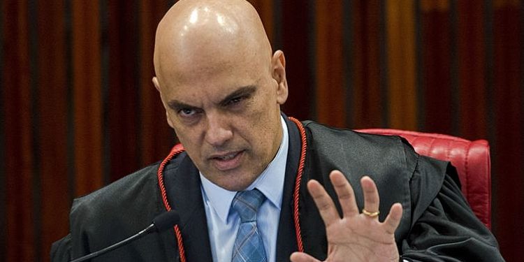 Rede aciona STF para derrubar decreto de Bolsonaro em favor de Daniel Silveira