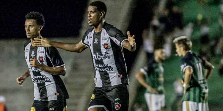 Botafogo vence o Nacional de Patos e avança para a final do Paraibano 2022