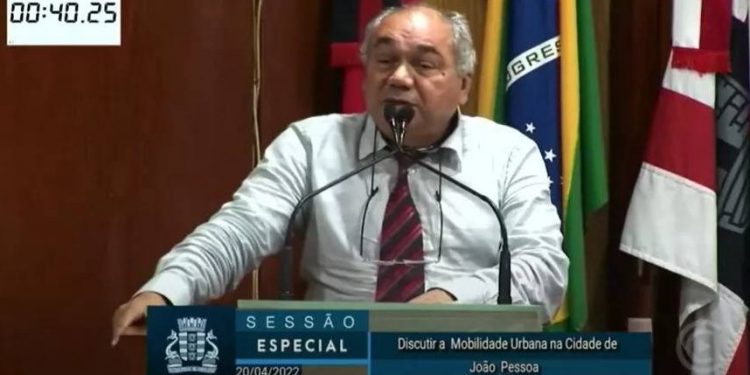 Advogado morre durante sessão na Câmara de Jpa – veja o vídeo