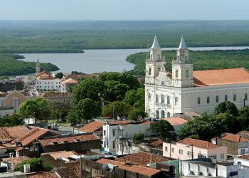 O que abre e o que fecha no feriado da Semana Santa