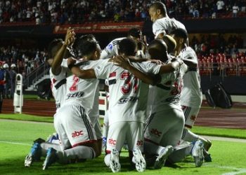 São Paulo vence e amplia liderança no grupo D da Sul-americana