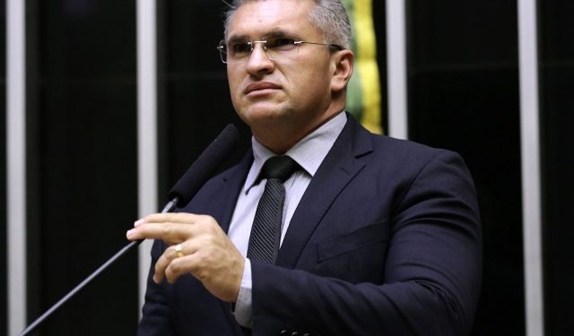 Julian Lemos é 1° entre os paraibanos na avaliação do Ranking dos Políticos