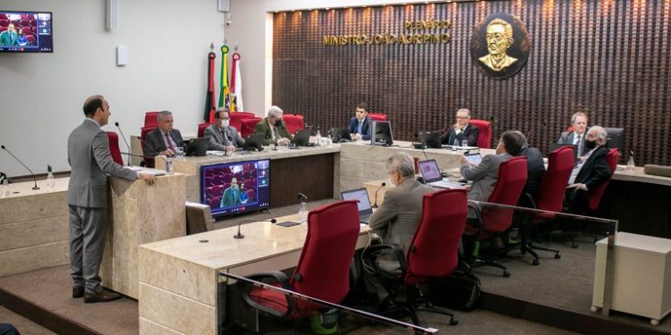 TCE-PB emite parecer pela reprovação das contas do governador João Azevedo