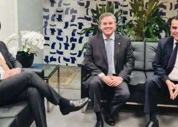 Efraim, Hugo e Wilson tentam esfriar rumoes de rompimento