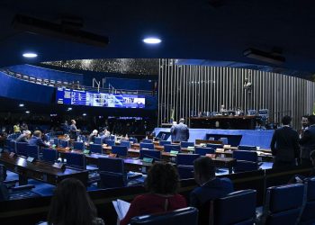 Senado aprova medida provisória da renegociação do Fies