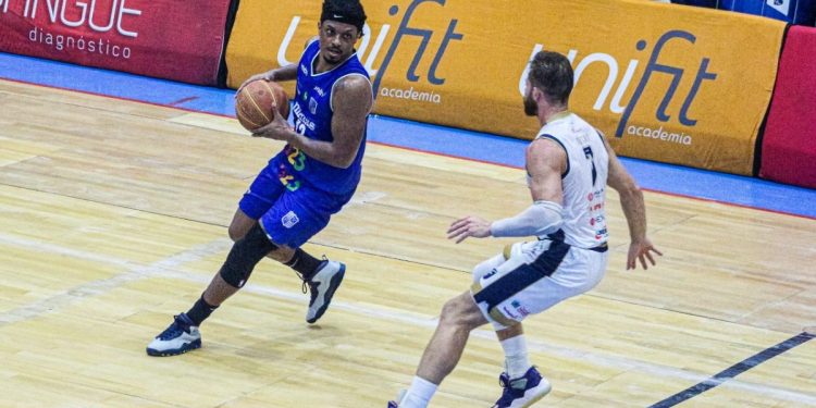 Unifacisa perde o jogo 3 e Minas tem a chance de fechar série em casa