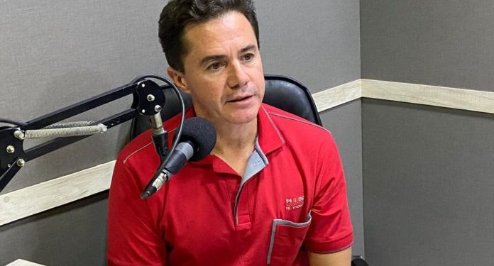 Veneziano nega que MDB Nacional possa aderir a Bolsonaro