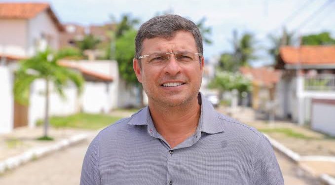 Prefeito de Cabedelo sofre infarto e está na UTI