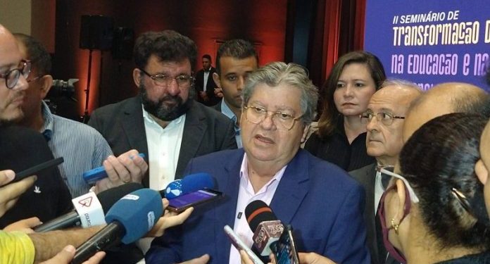 João diz que republicanos não vão levar vaga “no grito”