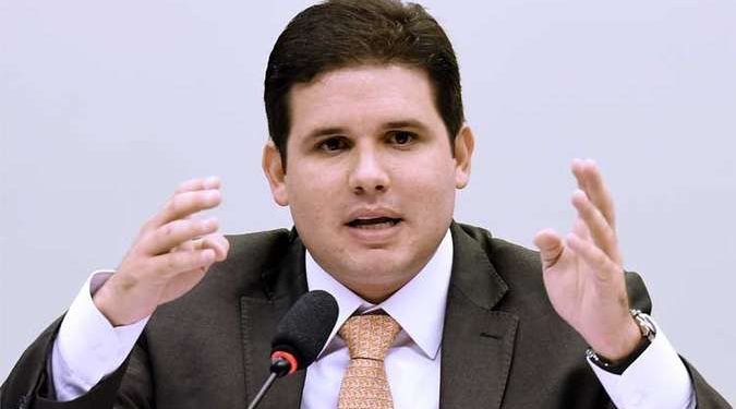 Hugo Motta diz que Republicanos já apresentou nomes para vice na chapa de João Azevedo