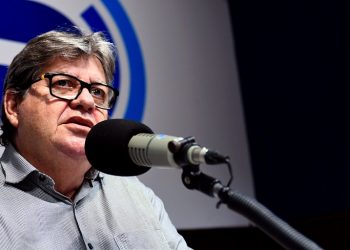 João Azevedo anuncia concurso para a Comunicação do Estado