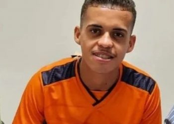 VÍDEO – Estudante esportista é assassinado dentro de escola, em João Pessoa