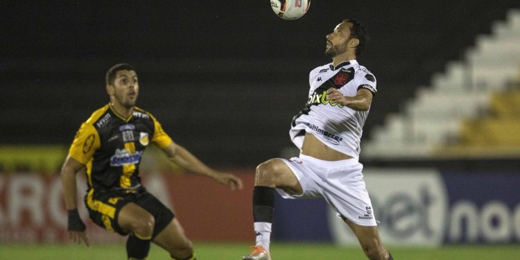 Vasco perde invencibilidade de 15 jogos para o Novorizontino