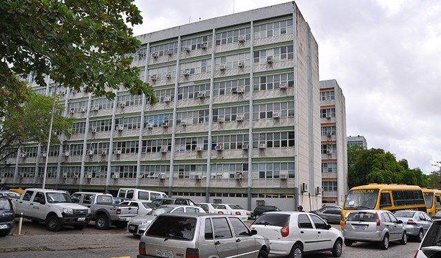 Governo do Estado decreta ponto facultativo dias 16 e 23 de junho