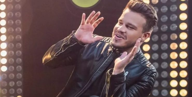 Matheus Fernandes e Brasas do Forró animam a terceira noite do São João de João Pessoa