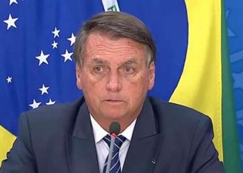 Bolsonaro propõe pagar Estados que zerarem impostos sobre combustíveis