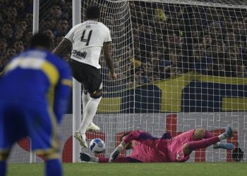 Com 7 desfalques, Corinthians elimina o Boca, nos pênaltis e seque na Libertadores