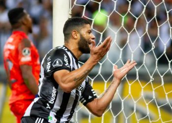 Atlético-MG vence Emelec-EQU e avança na Libertadores