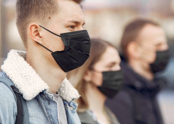 MPT recomenda que empresas voltem a exigir que funcionários usem máscara