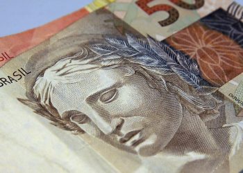 Beneficiários com NIS final 9 recebem hoje Auxílio Brasil