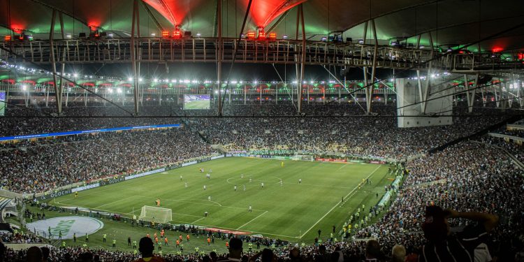 Fluminense e Corinthians empatam no primeiro jogo da semifinal da Copa do Brasil