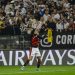 Flamengo bate Corinthias em SP e abre boa vantagem nas quartas da Libertadores