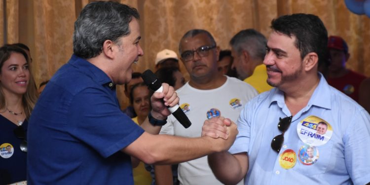 Dinho reúne militância para apoiar João, Efraim, Mersinho e Tanilson