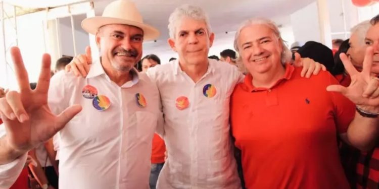 Ministério Público Eleitoral pede impugnação da candidatura de Ricardo e proibição de gasto do dinheiro público em campanha “natimorta”