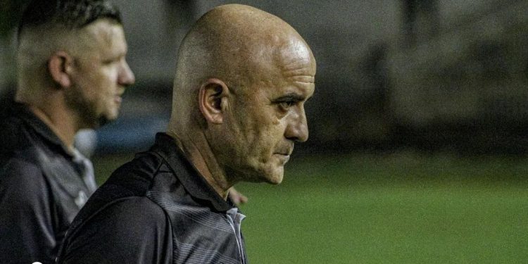 Botafogo-PB demite Itamar Schüller e toda a comissão técnica