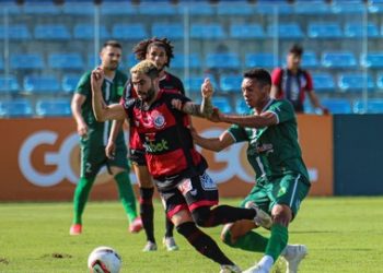 Campinense empata com Floresta e é rebaixado pra Série D do Brasileirão