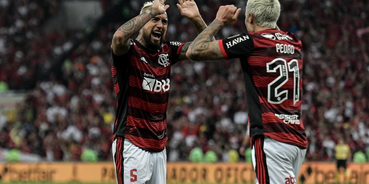 Flamengo e Athletico-PR disputam 5ª final brasileira da Libertadores