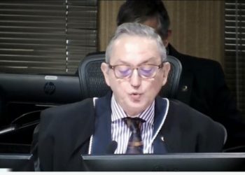 Por unanimidade, pleno do TRE indefere registro de candidatura de Ricardo Coutinho (PT)