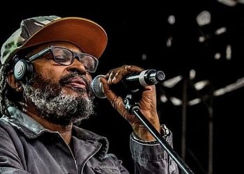 Cantor Edson Gomes tem fim de semana traumático na Paraíba