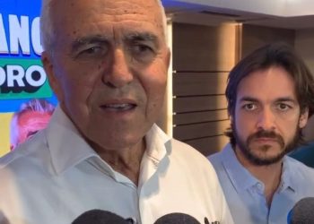 Alegando traição, Buba Germano rompe com João e declara apoio a Pedro