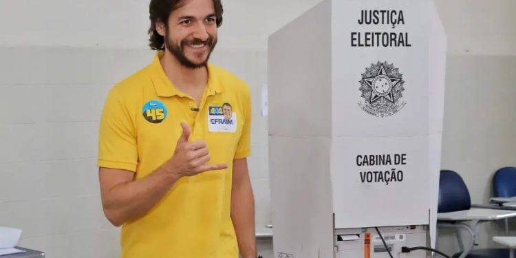 PSDB fica “neutro” e libera diretórios estaduais