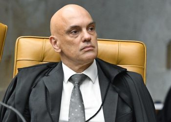 Alexandre de Moraes nega pedido da campanha de Bolsonaro sobre rádios