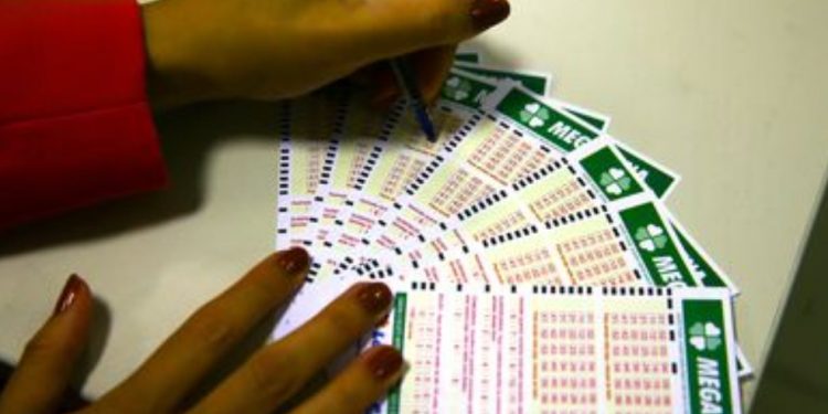 Mega-Sena acumula e próximo concurso deve pagar R$ 85 milhões