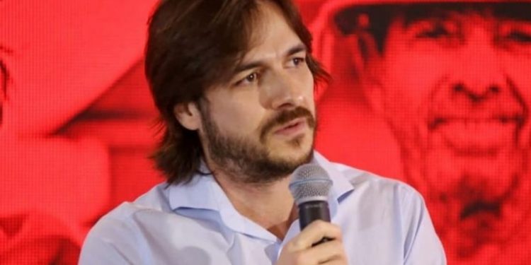 Pedro agradece votação e deseja sorte a João Azevedo