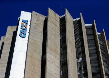 Caixa suspende operações consignadas no Auxílio Brasil