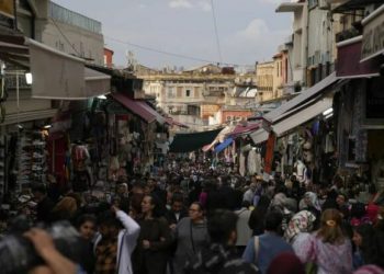 População do mundo chega a 8 bilhões