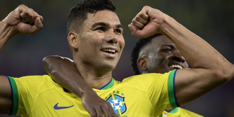 Brasil se junta à França nas oitavas de final da Copa