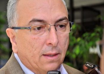 Nonato Bandeira defende que secretários entreguem cargos a João