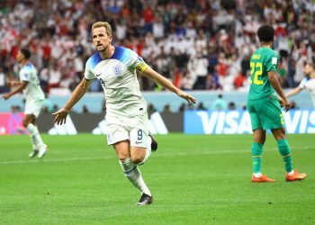 Inglaterra despacha Senegal e pega França nas quartas