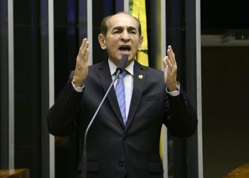 Quem te viu, quem te vê – “PEC da Transição” vai abraçar o orçamento secreto