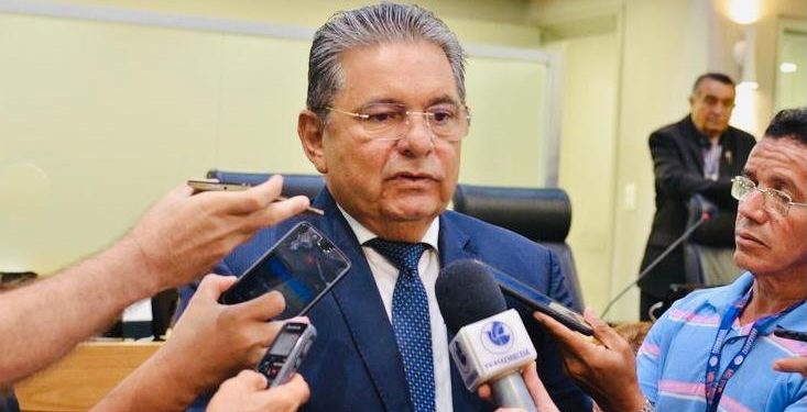 Republicanos quer secretarias para Raniery e Márcio Roberto