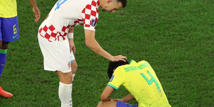 Brasil esbarra na falta de criatividade e dá adeus à Copa do Catar